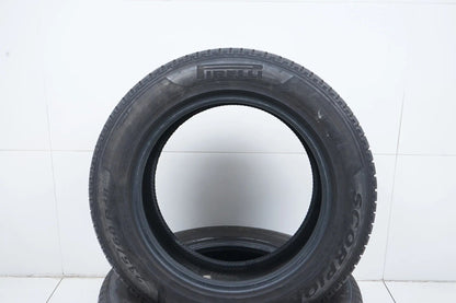 2x Pirelli winter tires 235 60 18 inch DOT19/17 MO approx. 4.5mm tread depth