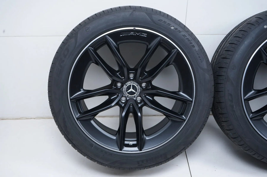 Neu Mercedes AMG GT W290 Winterräder mit neuen Winterreifen 19 Zoll