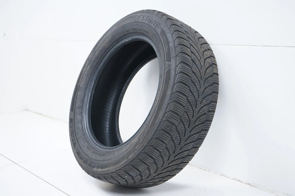 1x Winter tire 205 60 16 inch Bridgestone approx. 3.5 mm DOT22 MO Detail view 6