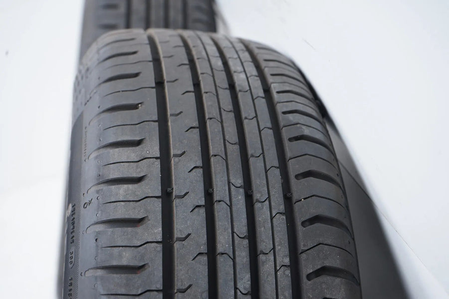 Jantes et pneus été 16 pouces pour Mercedes Classe AB W177 B247