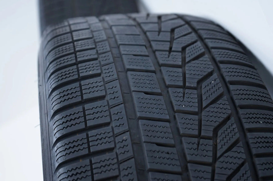 Mercedes S-Class W223 winter tires/wheels 255/45/19 inch