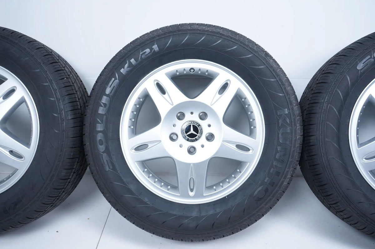 Mercedes G-Class W463 all-weather tires, summer tires, 18 inch Detail view 4