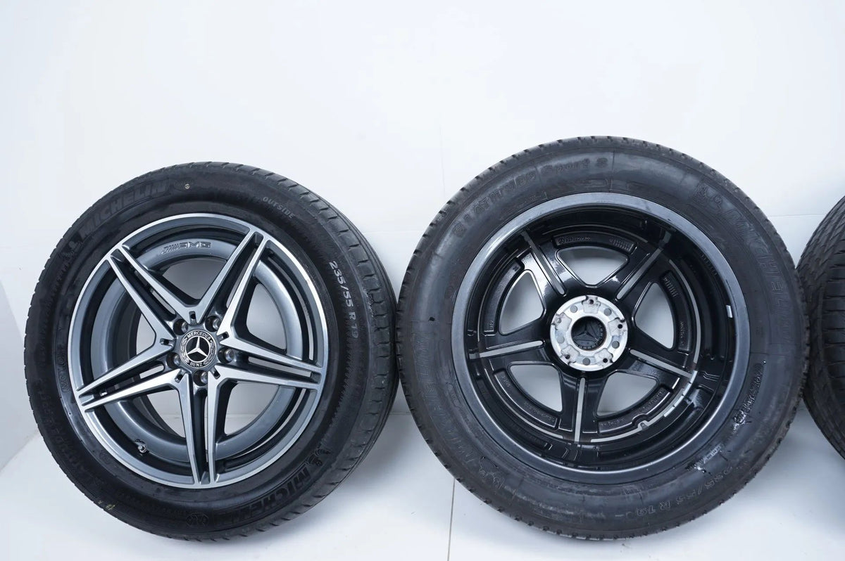 Mercedes EQC 19 inch AMG alloy wheels summer wheels summer tires 235 55 255 50 R19 Detailansicht 19