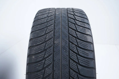 2 x Bridgestone winter tires 225 45 18 inch DOT21 approx. 3 mm MO