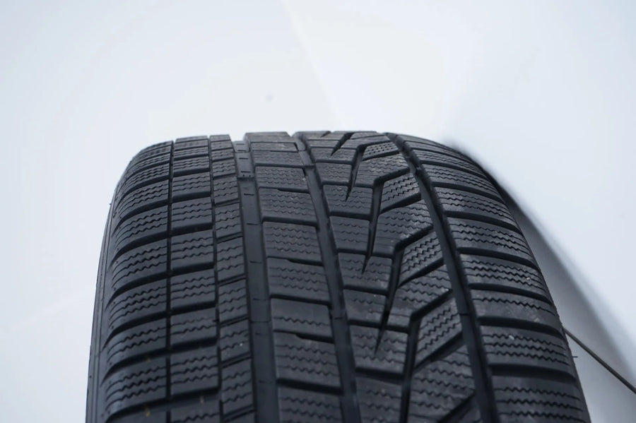 Mercedes S-Class W223 winter tires/wheels 255/45/19 inch