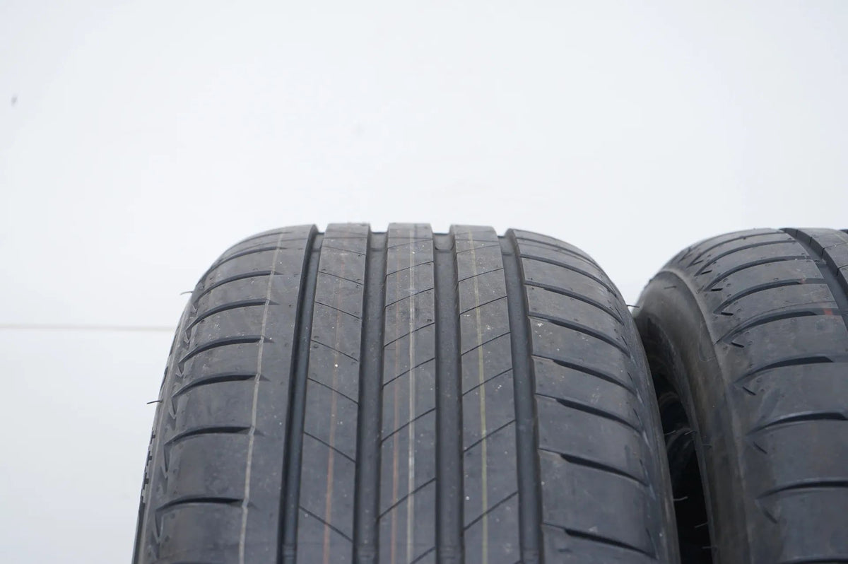 2 x DEMO summer tires Bridgestone 235 55 18 inch DOT22 MO Detailansicht 4