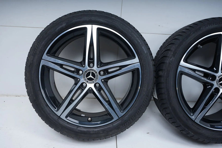 Mercedes A B Klasse W177 B247 Winterräder Winterreifen 18 Zoll
