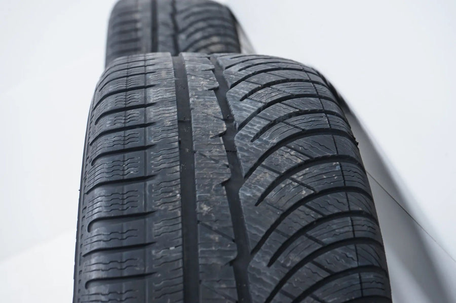 Roues d'hiver pour Mercedes Classe E W213, pneus d'hiver 245/45/18 pouces