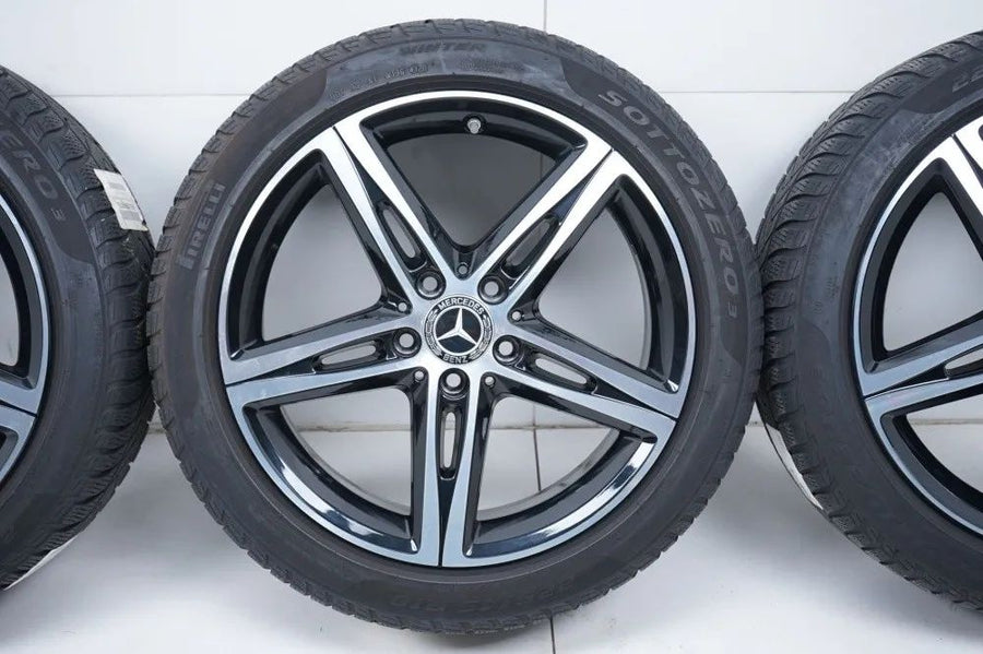 Mercedes A B Klasse W177 B247 Winterräder Winterreifen 18 Zoll