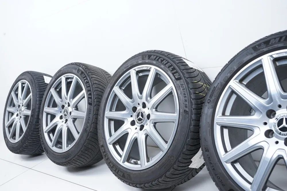 Mercedes A45 CLA45 W177 C118 Winterreifen Winterräder 18 Zoll Detailansicht 15