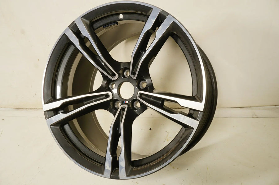 1 x Originální BMW řady 5 M5 F90 hliníkový disk 19 palců 705M 7857076 10,5J IS28