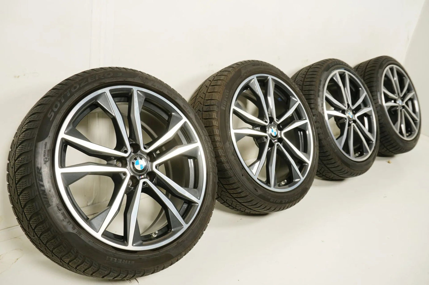 BMW X1 X2 F48 F39 pneumatici invernali ruote invernali 225 45 19 pollici