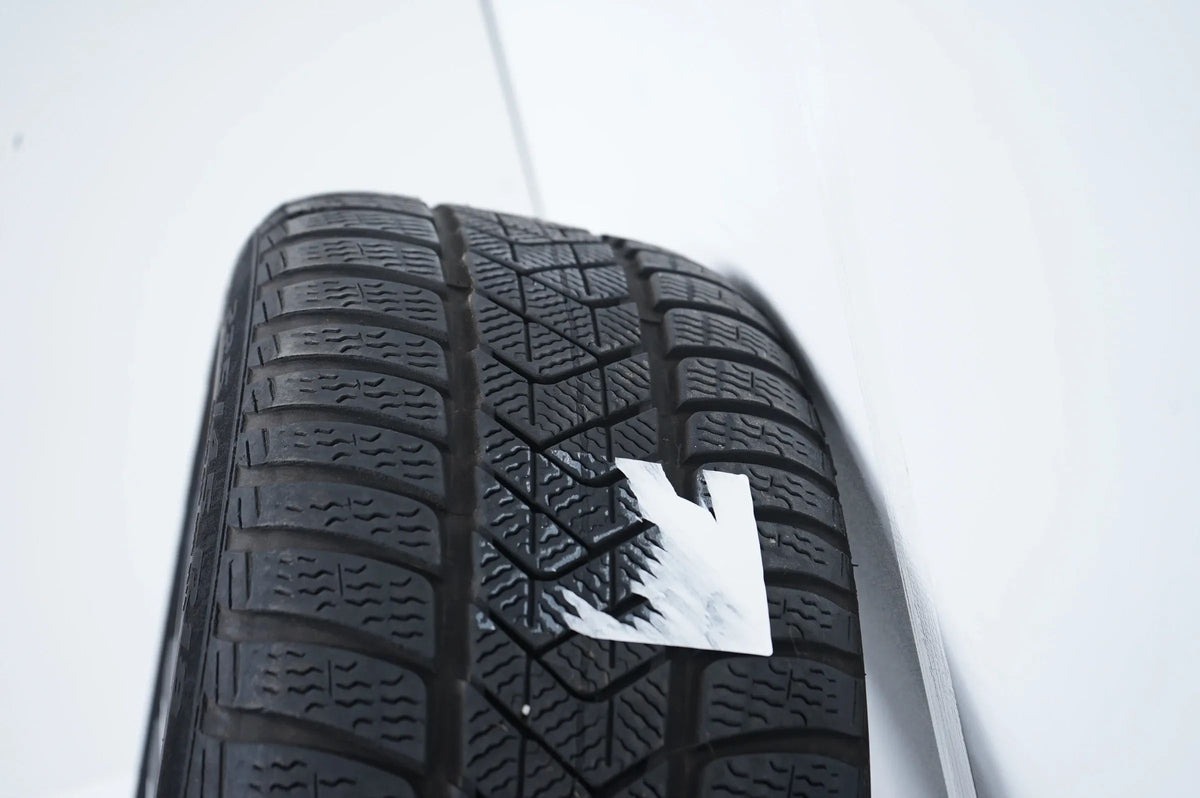 Mercedes C Klasse W206 Winterreifen Winterräder 225 45 18 Zoll Detailansicht 14