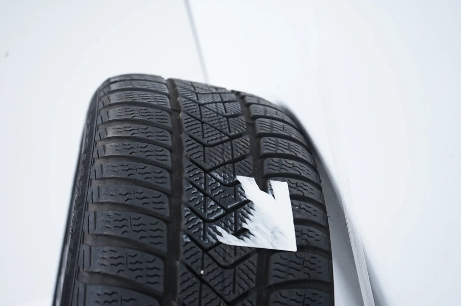 Mercedes C Klasse W206 Winterreifen Winterräder 225 45 18 Zoll