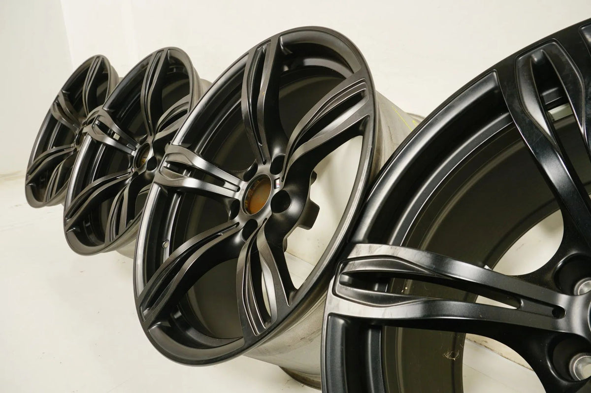 4 x hliníkové disky BMW řady 6 E63 M6 F13 20 palců M343 2284707 2284708 Detailní zobrazení 9