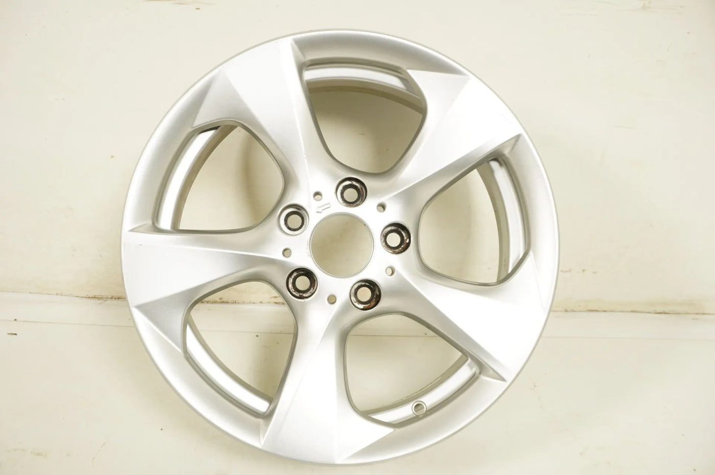 1 x BMW 1 Series E81 E82 E87 E88 Alloy Wheel 17 Inch 370 6797517