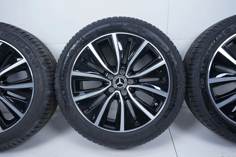 Mercedes CLS Klasse W257 Allwetterräder mit neuen Allwetterreifen 245 45 18 Zoll