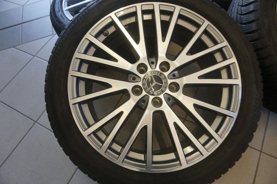 Originální hliníková kola Mercedes třídy A W177, třídy B a CLA, zimní pneumatiky 225 45 R18