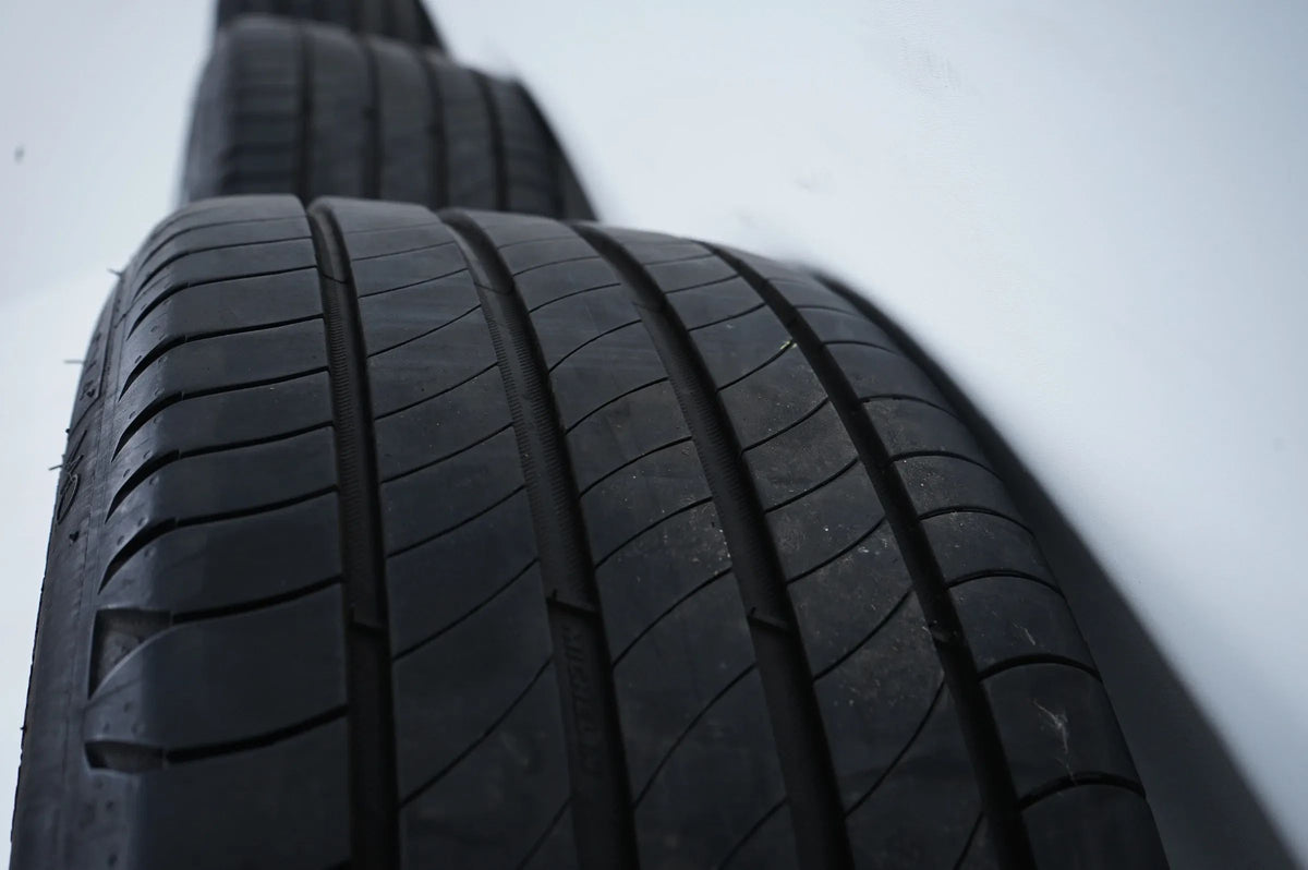 Mercedes C Class W206 summer tires, summer wheels AMG 18 inch Detailansicht 12