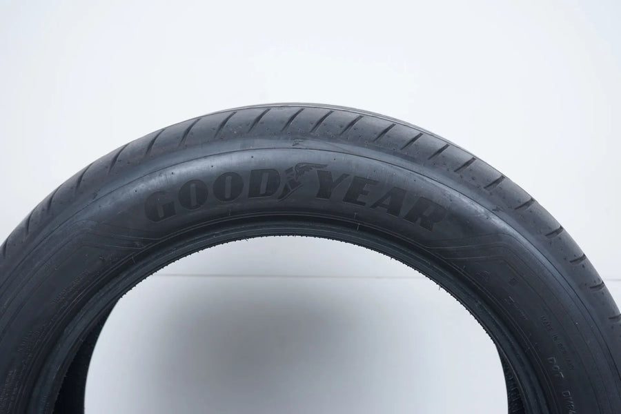 2x Goodyear summer tires 235 50 19 inch DOT20 approx. 7mm tread depth