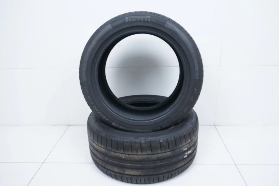 2x Summer tires 285 40 19 inch approx. 4 mm Pirelli P Zero DOT19 MO