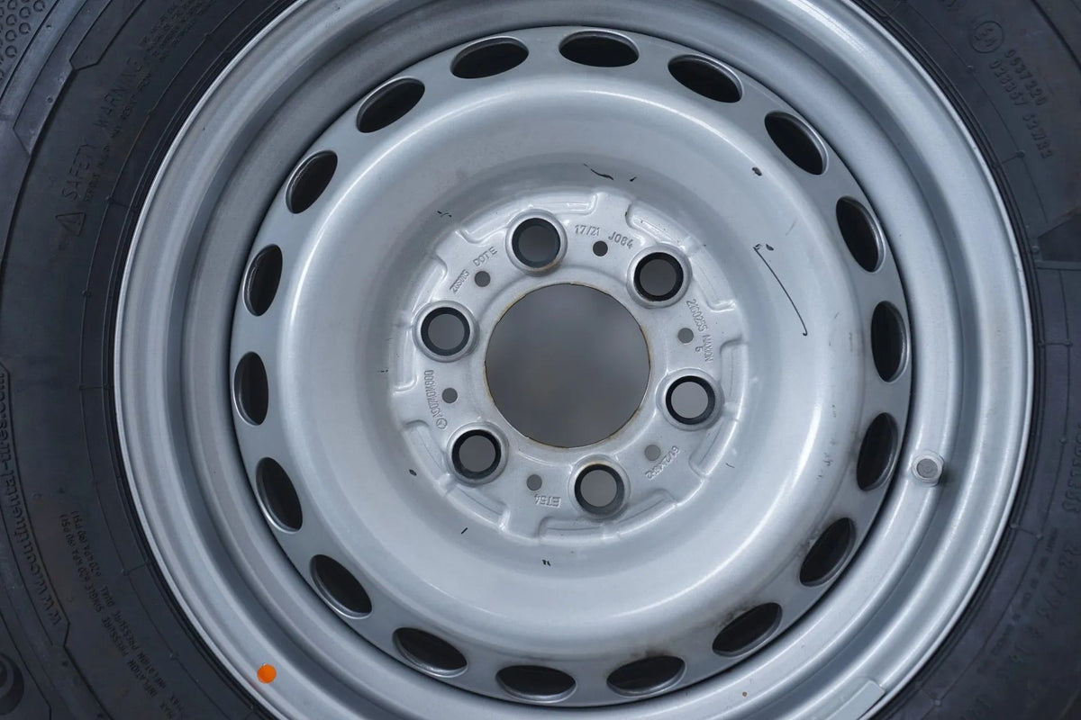 Mercedes Sprinter VW Crafter summer wheels 225 75 16C inch Detailansicht 9
