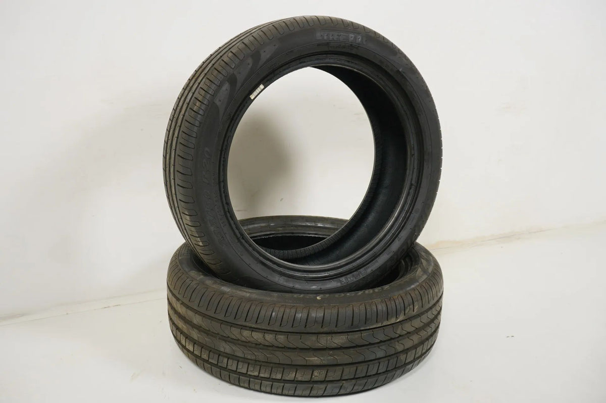 2 x Like New Summer Tires 235 50 20 inch Pirelli DOT18 MO Detailansicht 4
