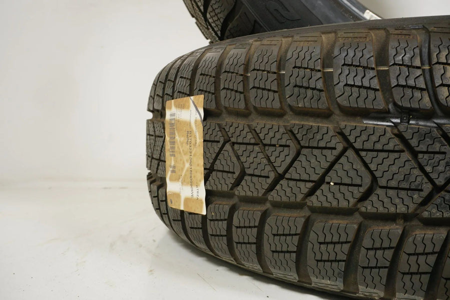 2 X 215 60 R18 98H Winterreifen Pirelli SottoZero 3 MOE RFT RunFlat 2018 8mm