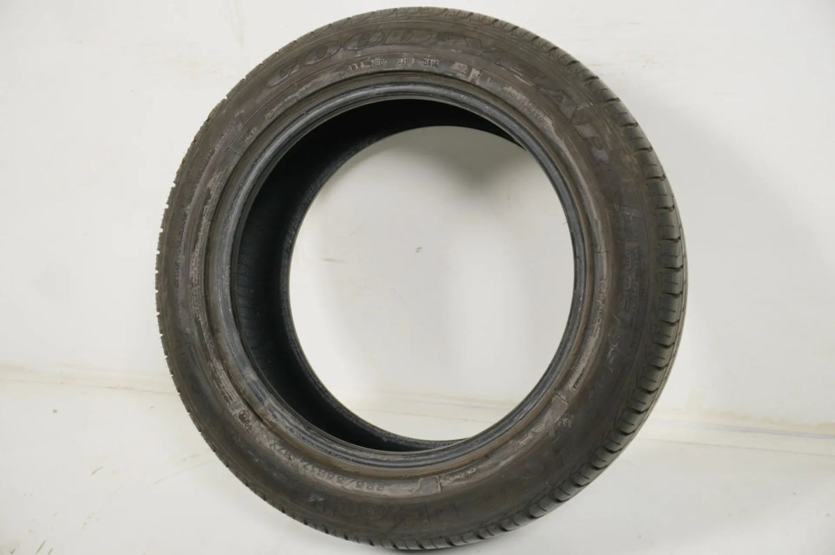 1x Summer tire 225 55 17 inch Goodyear approx. 5mm tread depth DOT16 BMW* RFT Detailansicht 4