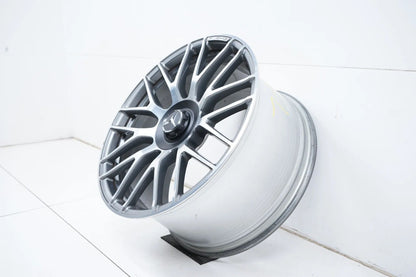 1 x jante alliage Mercedes C63 W205 AMG 19 pouces A2054011800 9,5J