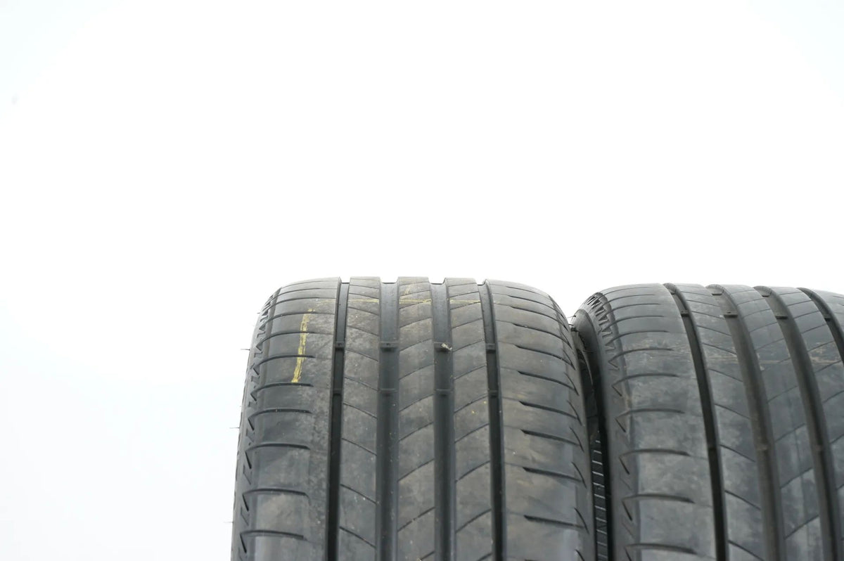 2x Sommerreifen Bridgestone 255 40 18 Zoll DOT22 ca.6mm Bmw* Detailansicht 4