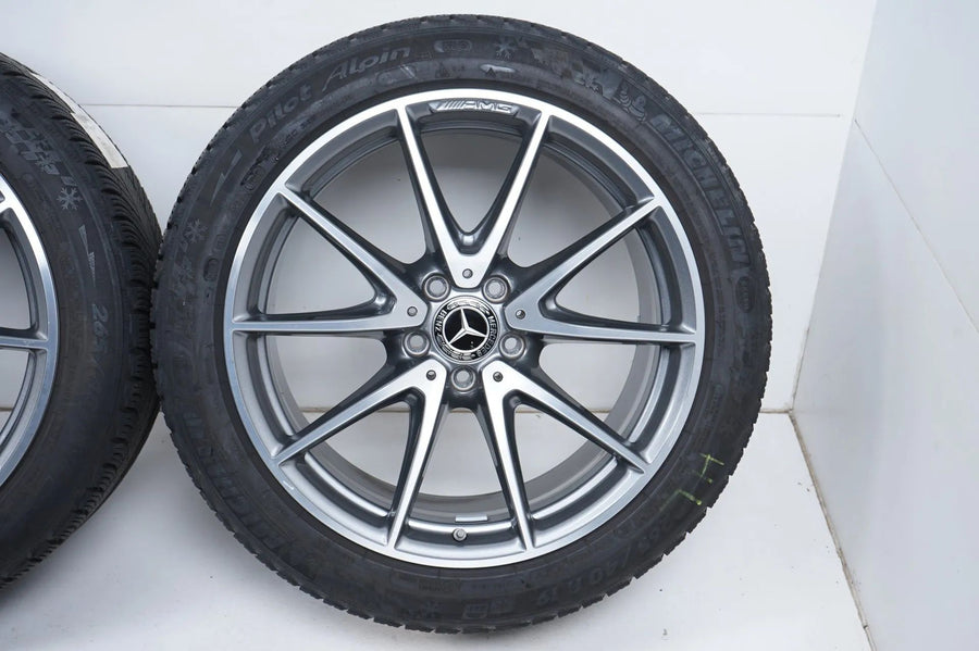 Mercedes E63 AMG W213 Winterreifen Winterräder 265 40 19 Zoll