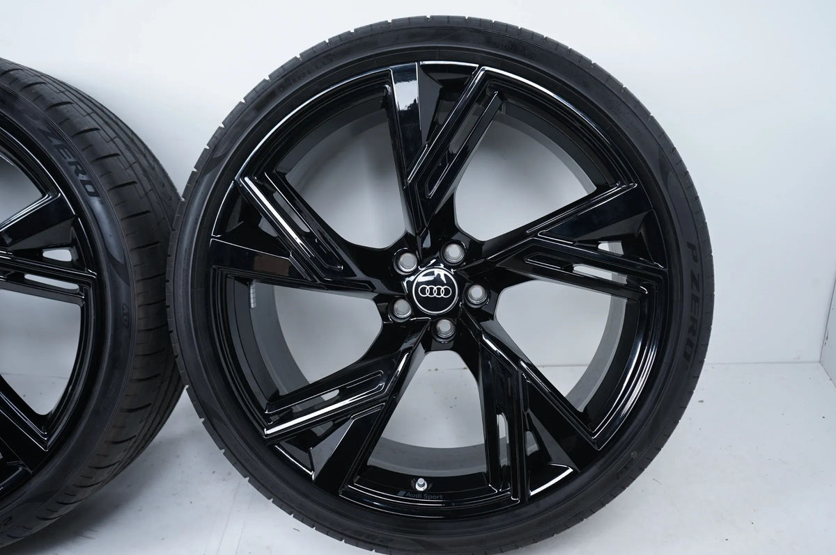 Like New Audi RS6 4K C8 Summer Wheels Summer Tires 285 30 22 Inch 4K0601025DH Detailansicht 6