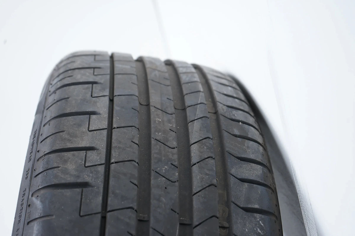 Mercedes GLA GLB H247 AMG Summer Wheels Summer Tires 235 50 19 Inch Detailansicht 12
