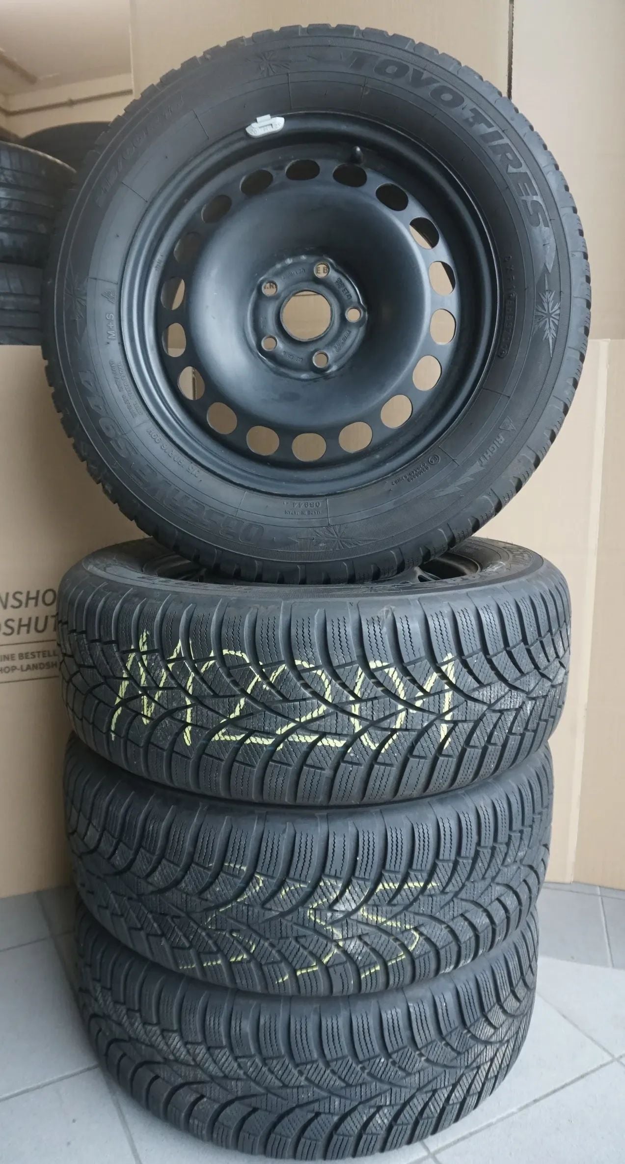 Original VW Passat 3G B8 Stahlfelgen Winterräder Winterreifen 215 60 R16 8mm