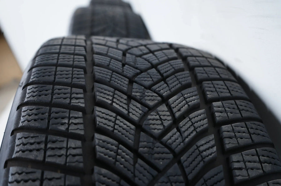 Pneumatici invernali, ruote invernali Mercedes Classe CLE W236 245 40 19 pollici A2364014100