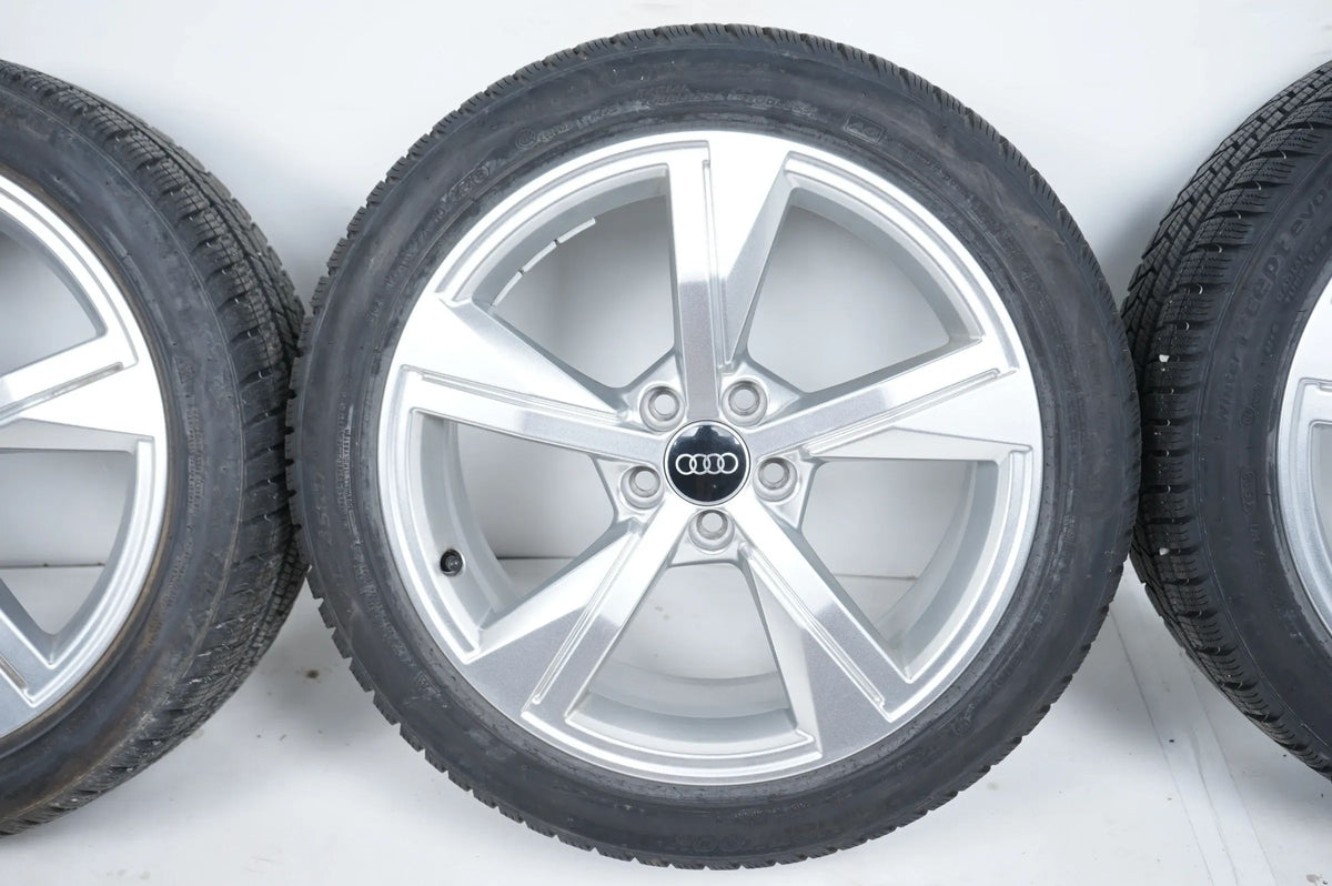 Audi A1 GB Winterräder Winterreifen 215 45 17 Zoll 7mm 82A601025G Detailansicht 5