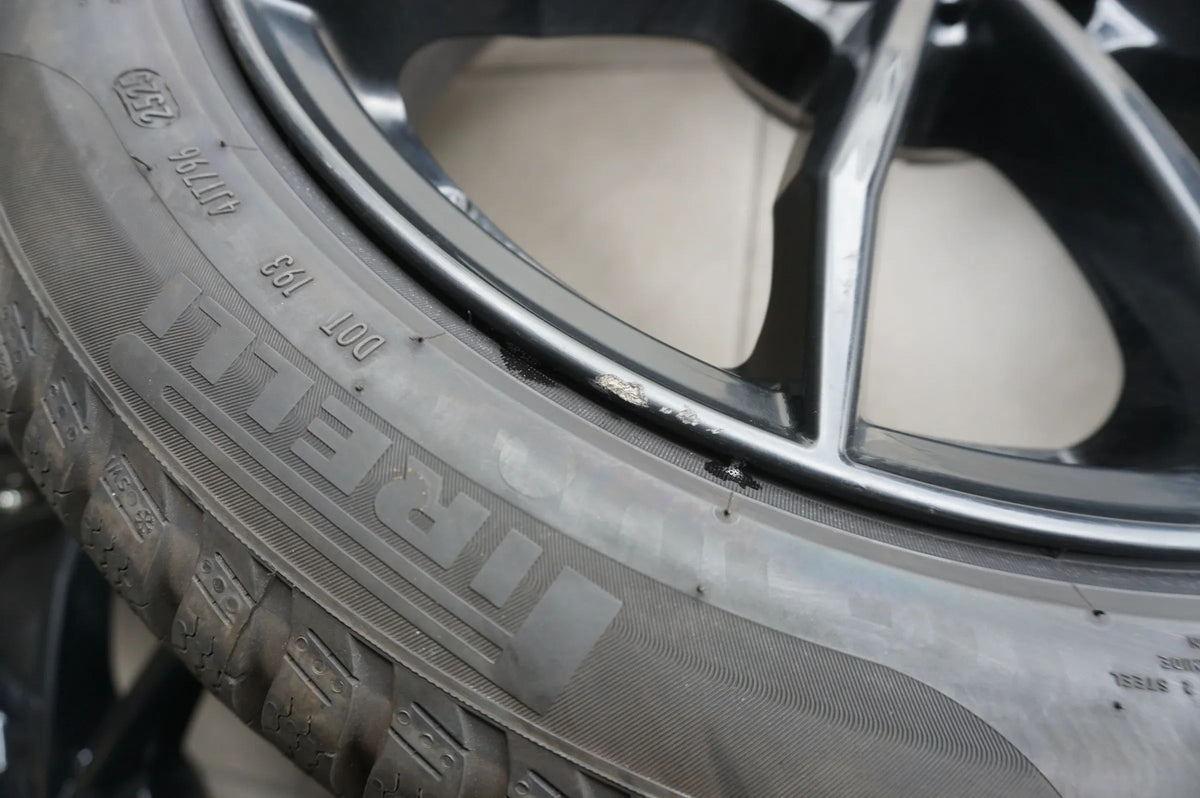 Original BMW 5er G30 G31 Alufelgen Winterräder Winterreifen 245 45 R18 Zoll Detail view 4