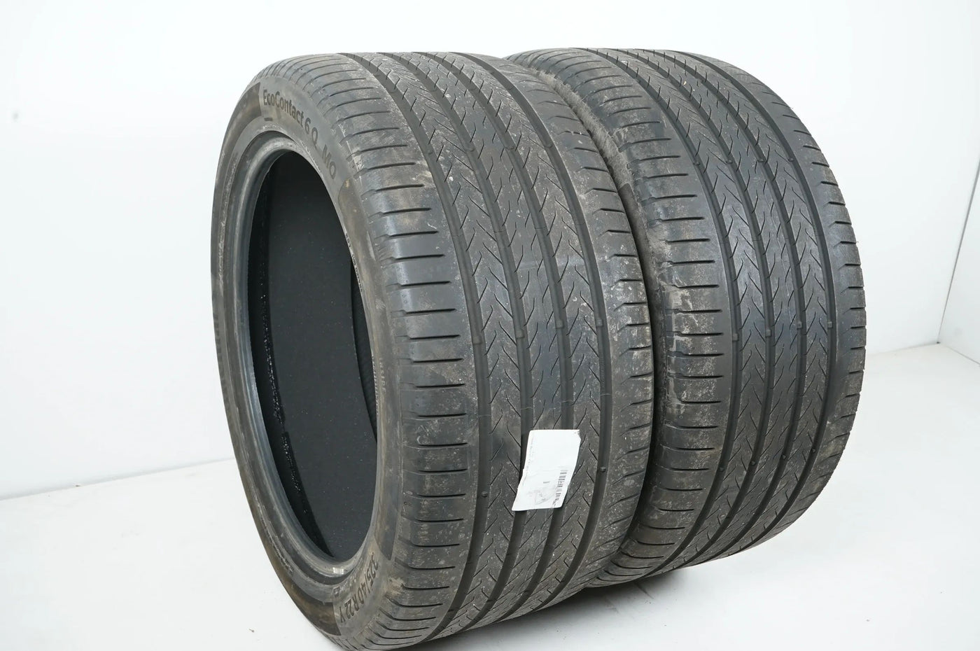 2x Sommerreifen Continental 325 40 22 Zoll DOT24 MO ca.5,5mm