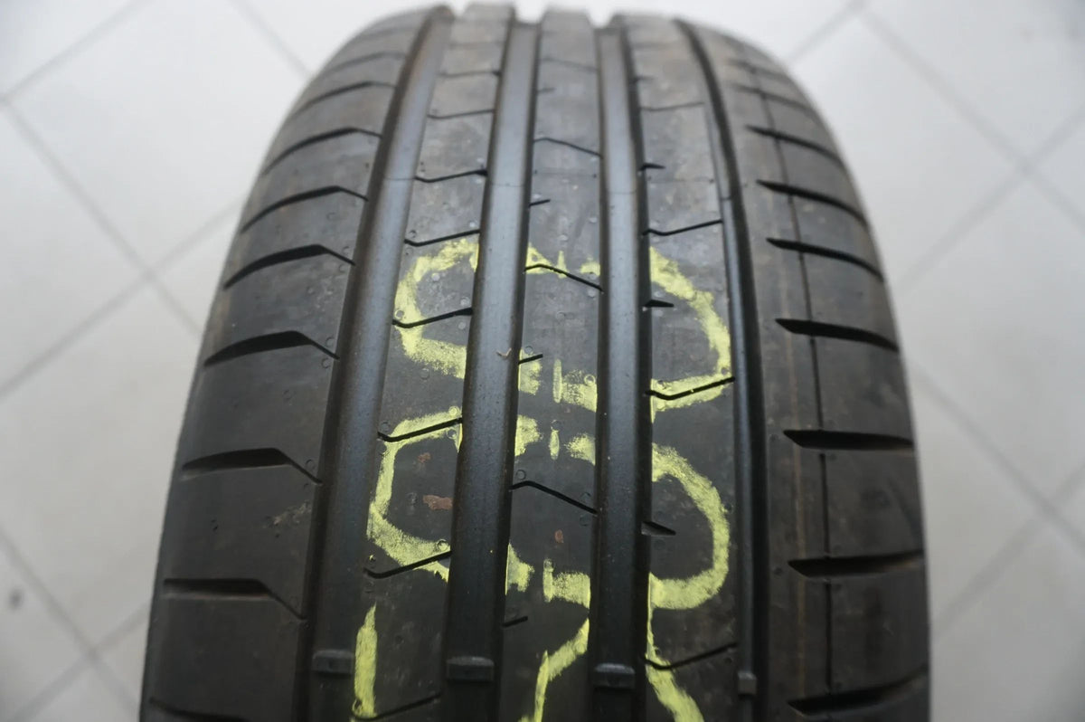 1 X 225 40 R19 93W Pneu été Pirelli P Zero PZero MO 6,5mm 2017 Detailansicht 2