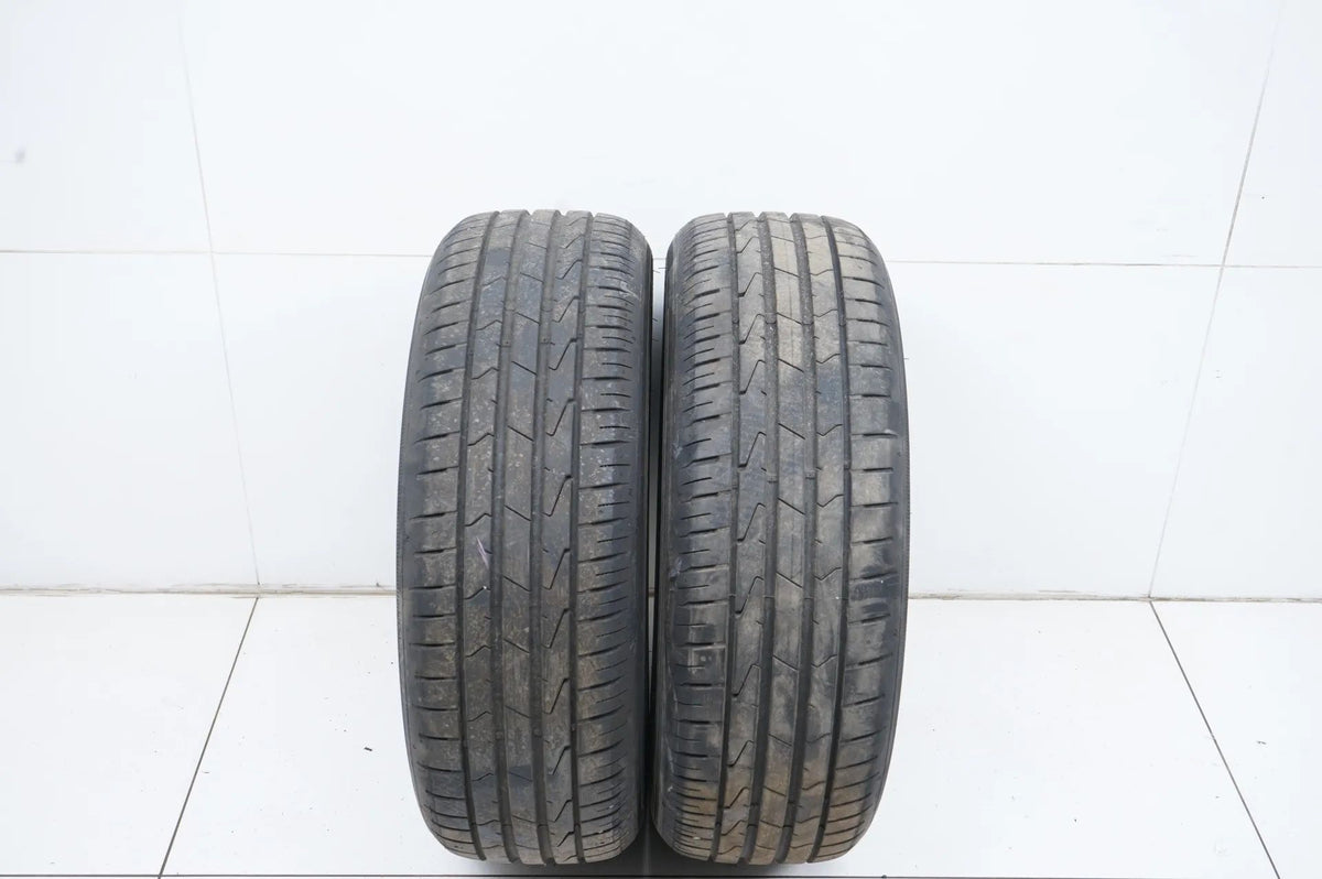 2 pneus été Hankook 205/60 R17 pouces DOT20, profondeur de sculpture d'environ 6 mm, BMW* Vue détaillée 2
