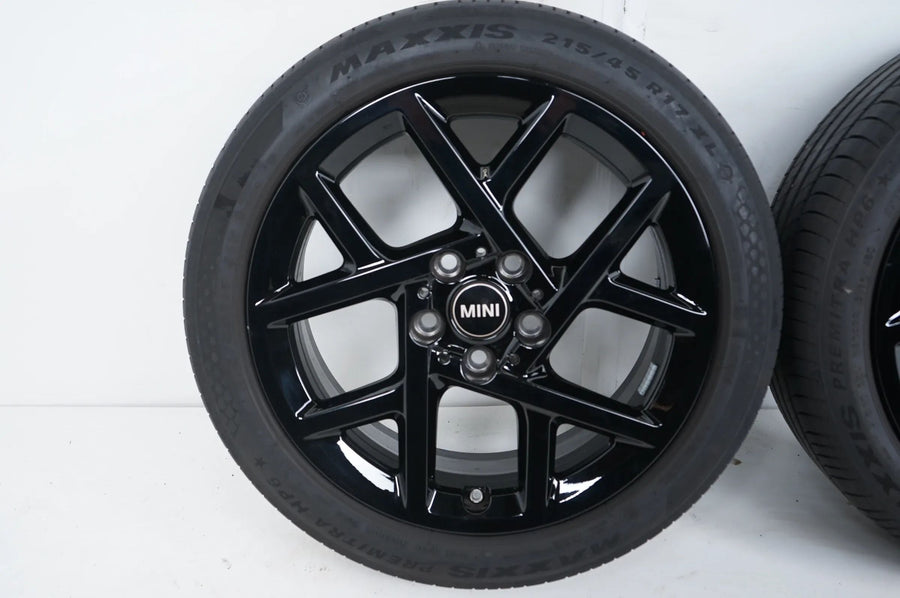 MINI F65 F66 F67 Winterräder mit neuen Winterreifen 215 45 17 Zoll 5A3E638 957