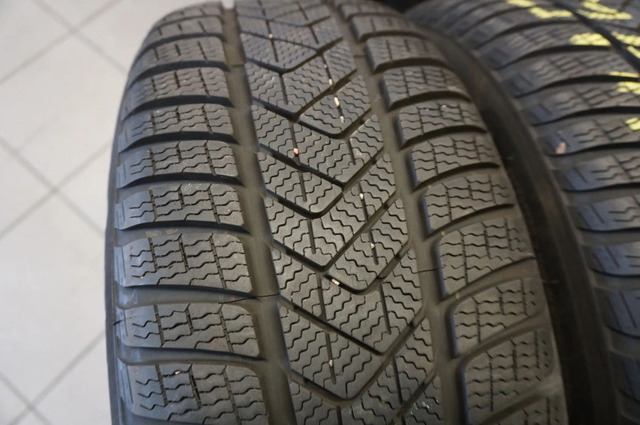 Original Audi A6 C8 4K Alufelgen Winterräder Winterreifen 225 60 R17 2023 7mm