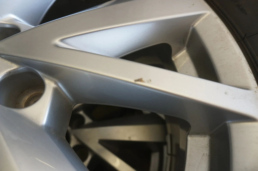 Original Audi Q2 GA Alufelgen Winterräder Winterreifen 215 55 R17 94V 7,5mm