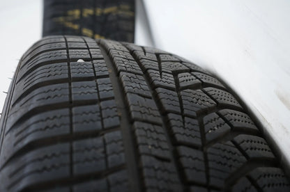 Mercedes A B Klasse W177 B247 Winterreifen Winterräder 17 Zoll A1774010400