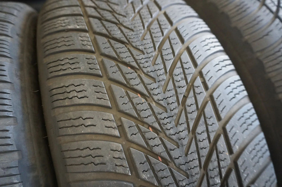 Original BMW 1er F70 2er F74 18 Zoll Alufelgen 968M Winterräder Winterreifen