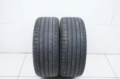 2 pneus été Bridgestone 255/45 R19 pouces, profondeur de sculpture d'environ 5 mm, DOT 21 MO