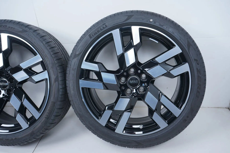 MINI Countryman U25 BMW X1 U11 Summer Wheels 245 40 20 inch