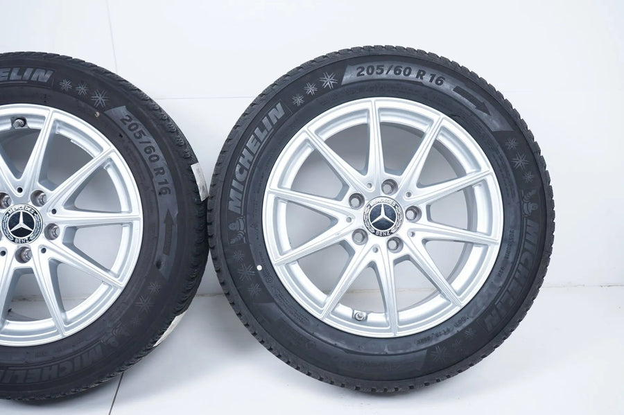 Roues et pneus hiver 16 pouces pour Mercedes Classe AB W177 W247