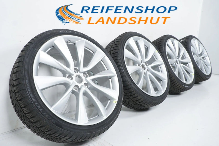 Like new Tesla Model 3 winter wheels 235/35/20 inch with sensors (valid until 2020)